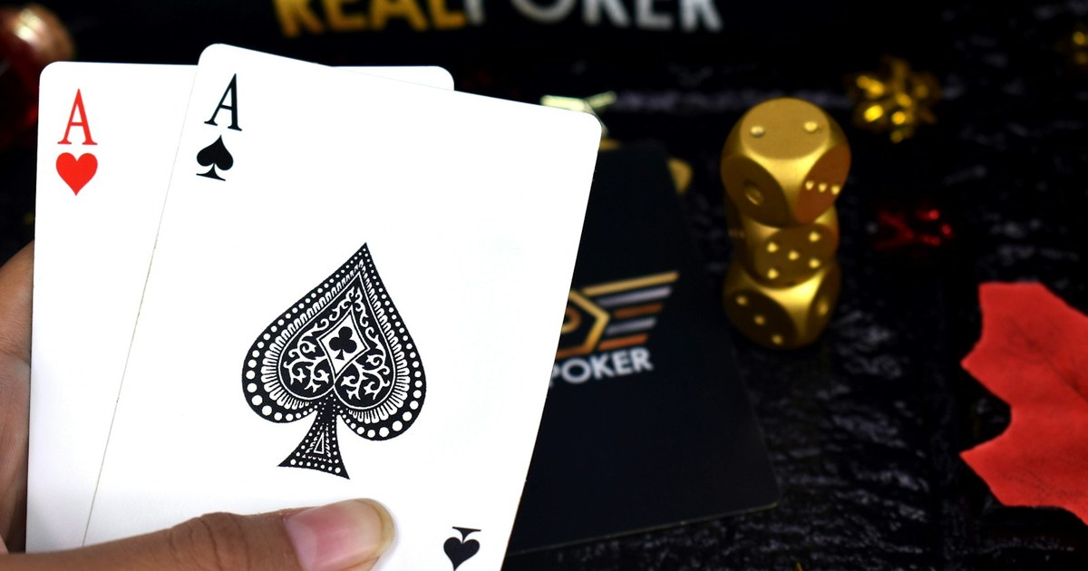 Pocket Eights vs Ace-King: A True Coin Flip?